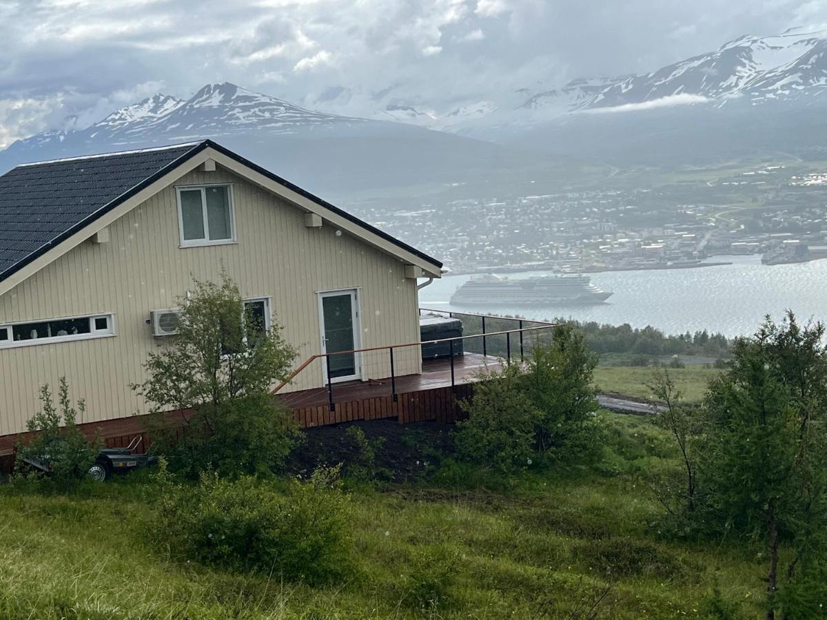 Вилла Akureyri - Cabin With An Amazing View Экстерьер фото